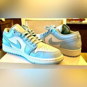 Women’s Air Jordans